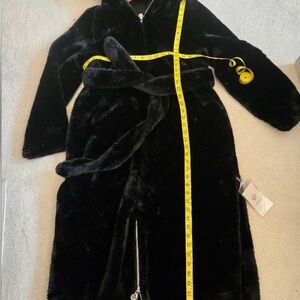 Luxurious Black Faux mink Fur Women's Coat